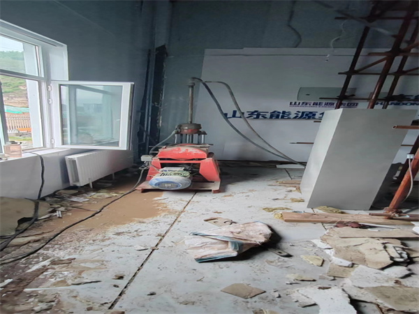 广陵地基基础下沉墙体裂缝加固注浆顶升施工